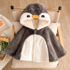 Pinguin-Poncho für Babys